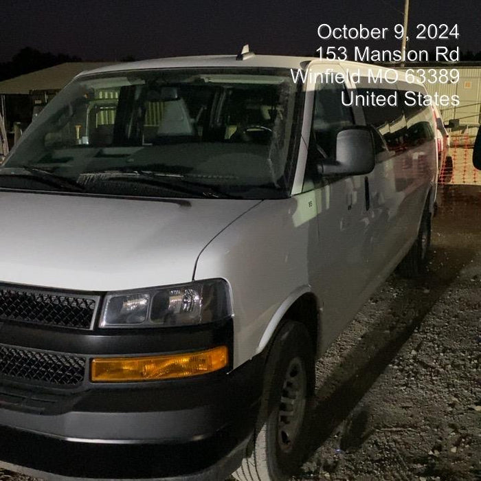 2023 CHEVROLET Express Van - Rental