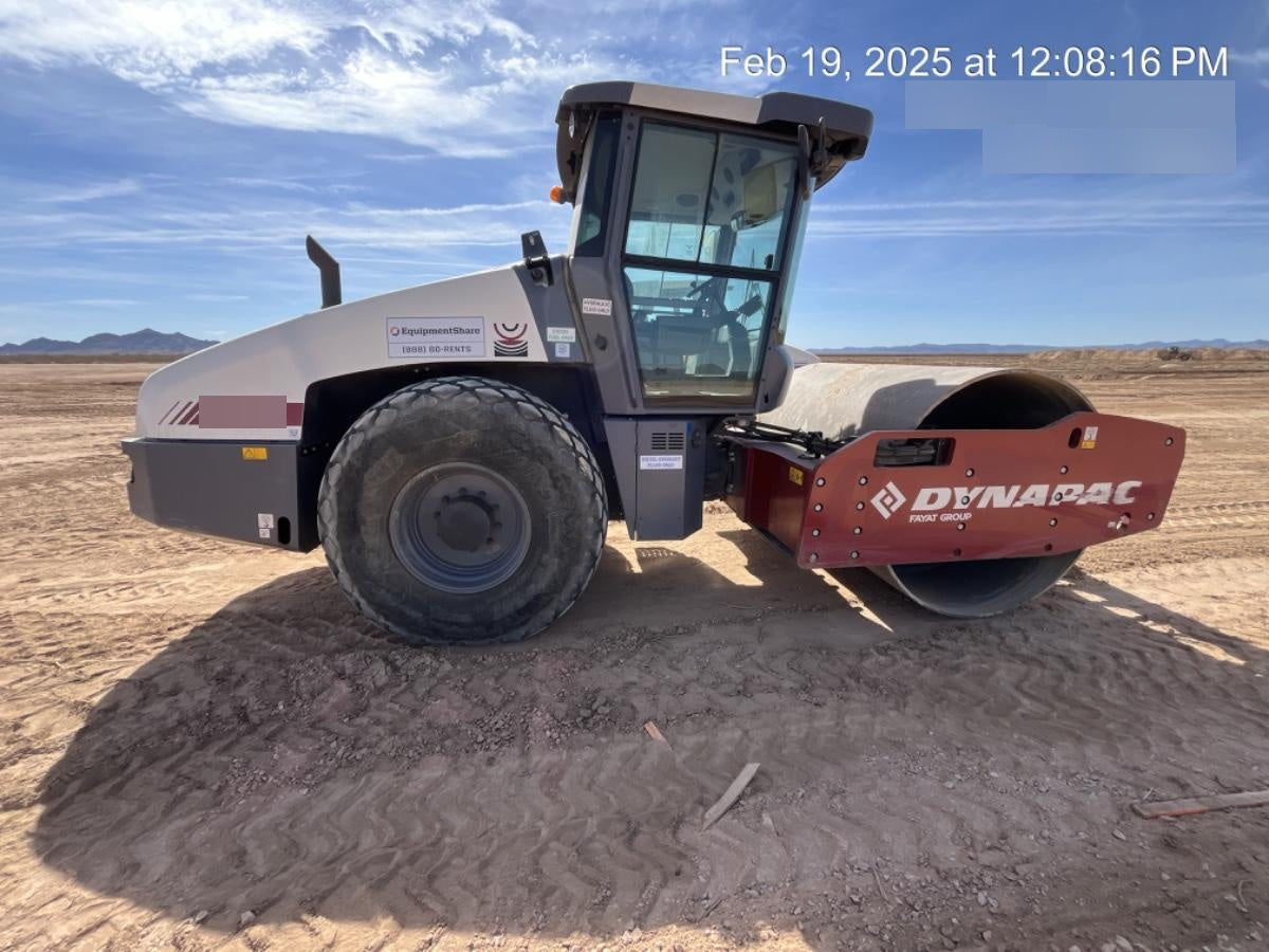 2022 DYNAPAC CA2500D