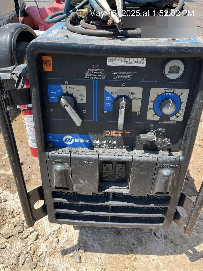 2019 Miller Electric BOBCAT 250 Standard w/Running Gear, Bracket, Hose