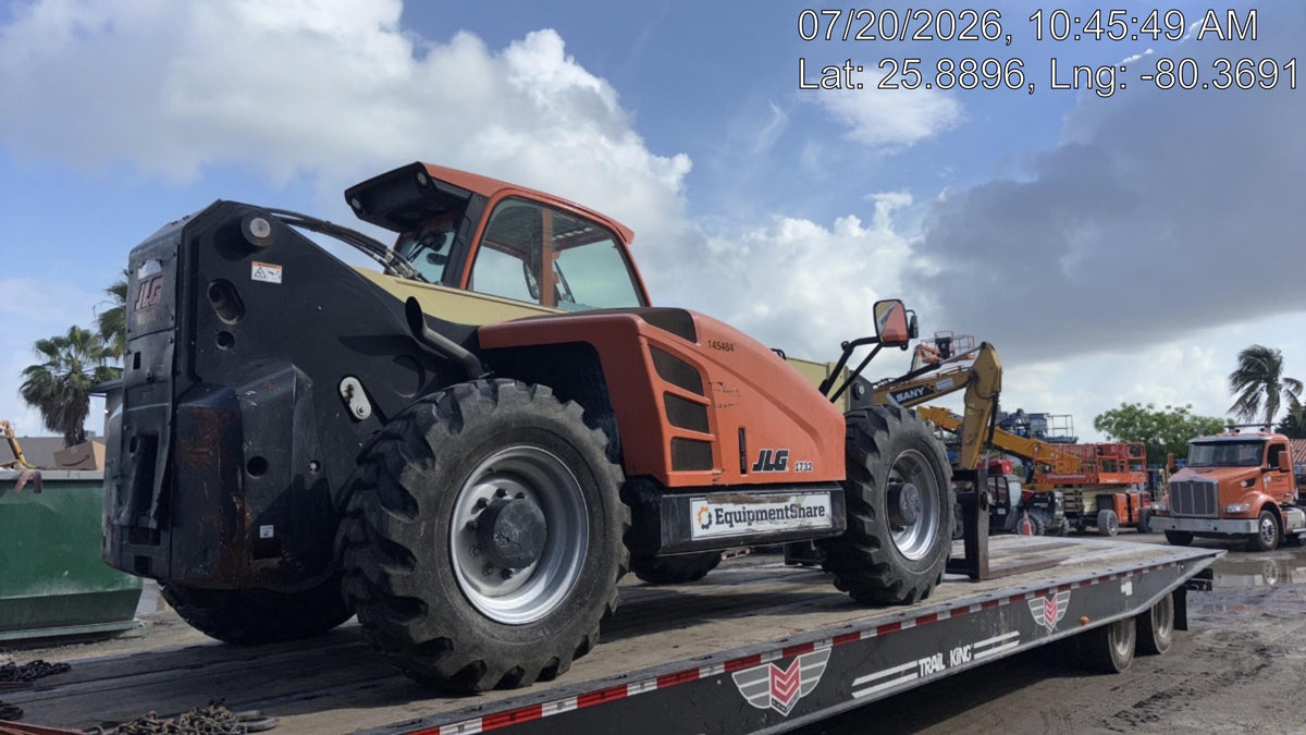 2021 JLG 1732