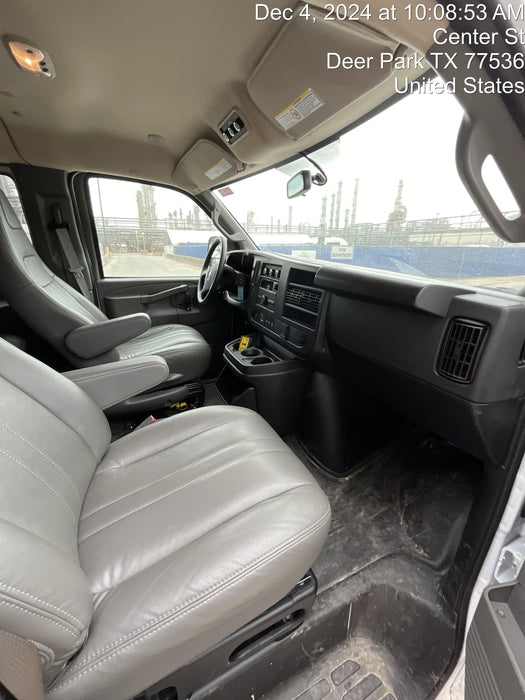 2024 CHEVROLET Express Van - Rental