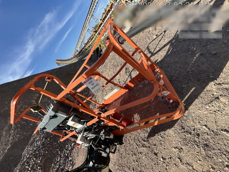 2023 JLG 860SJ