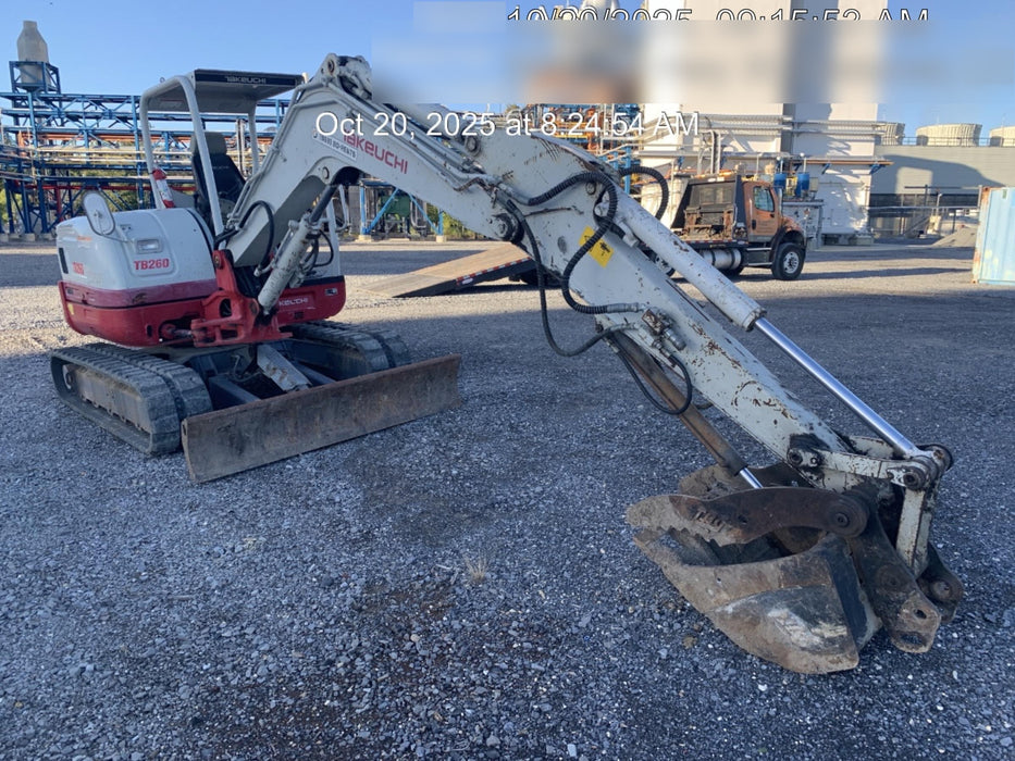 2019 TAKEUCHI TB260