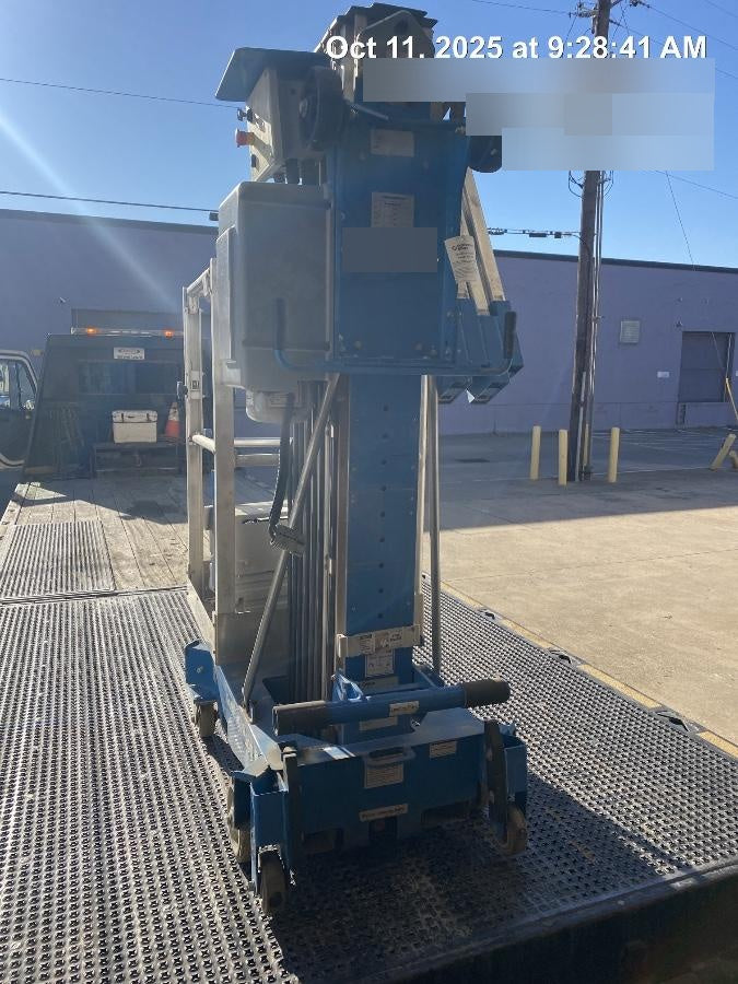2019 GENIE AWP-30S