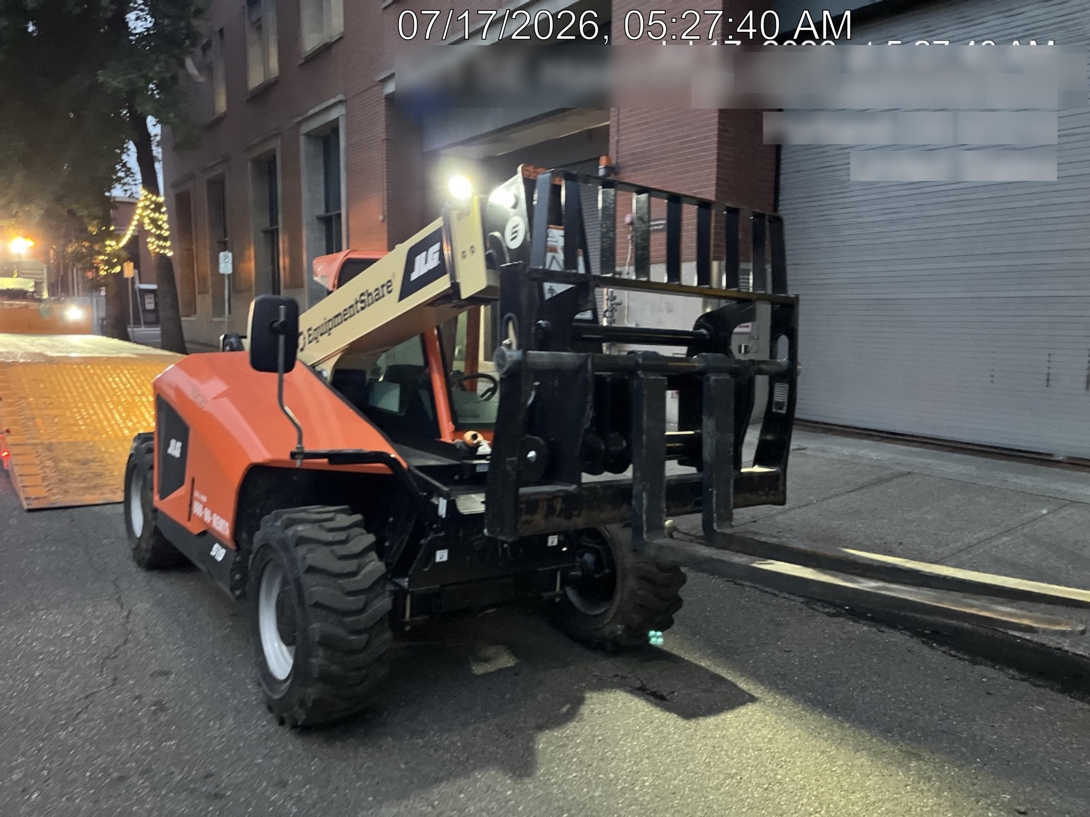 2025 JLG 519
