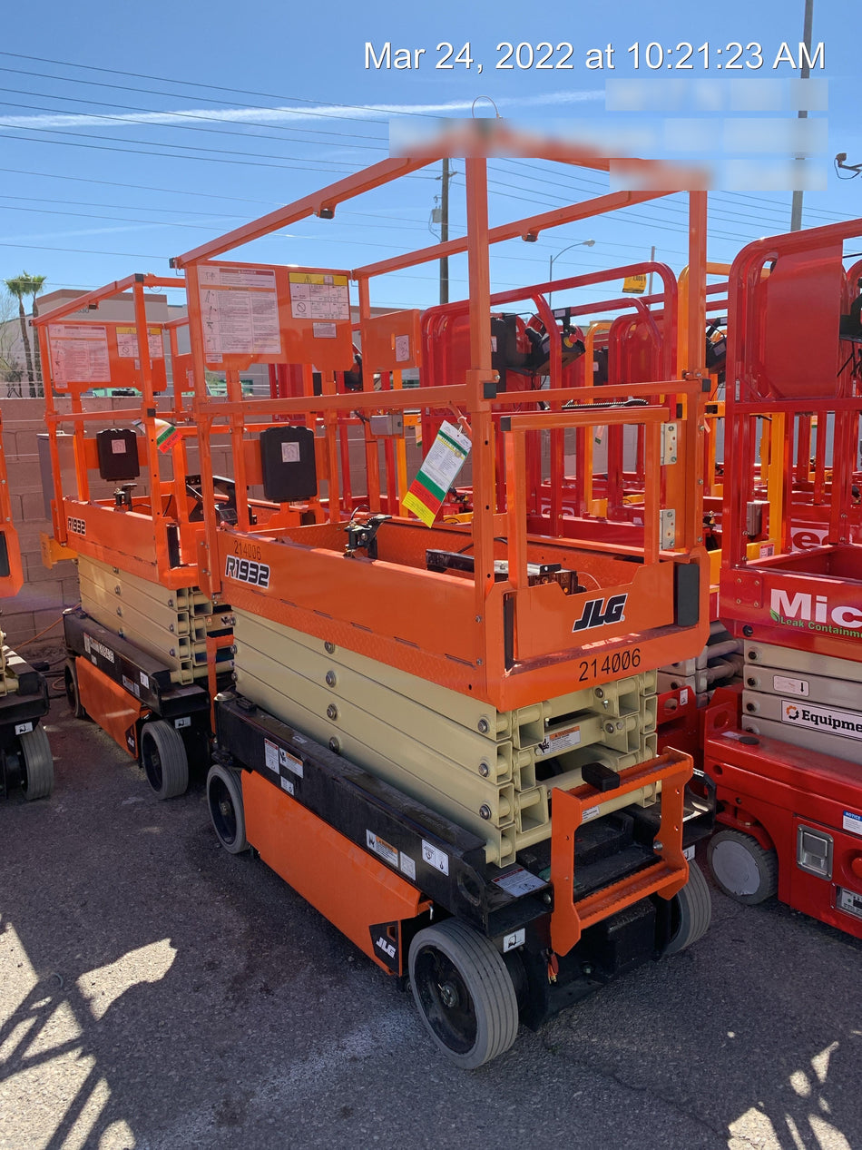 2022 JLG R1932