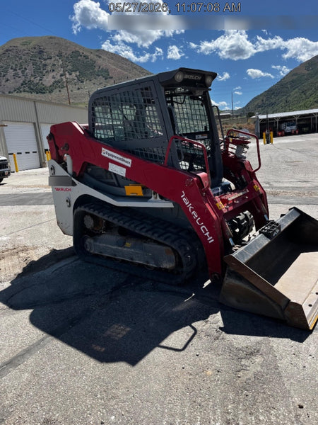 2019 Takeuchi TL10V2-CR Cab/Heat/AC, Rubber Tracks, Backup Alarm, Front & rear working Lights, Auxiliary Hydraulics, 2 Speed Travel, Engine Monitoring System, Hydraulic universal quick hitch w/76" HD dirt bucket with 8 teeth, 20.3 cubic feet capacity, 48" Pallet forks and frame