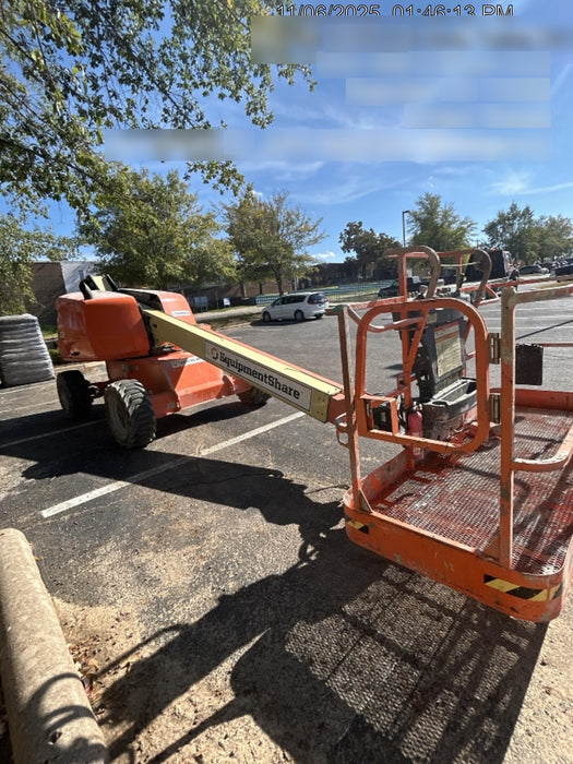2021 JLG 400S