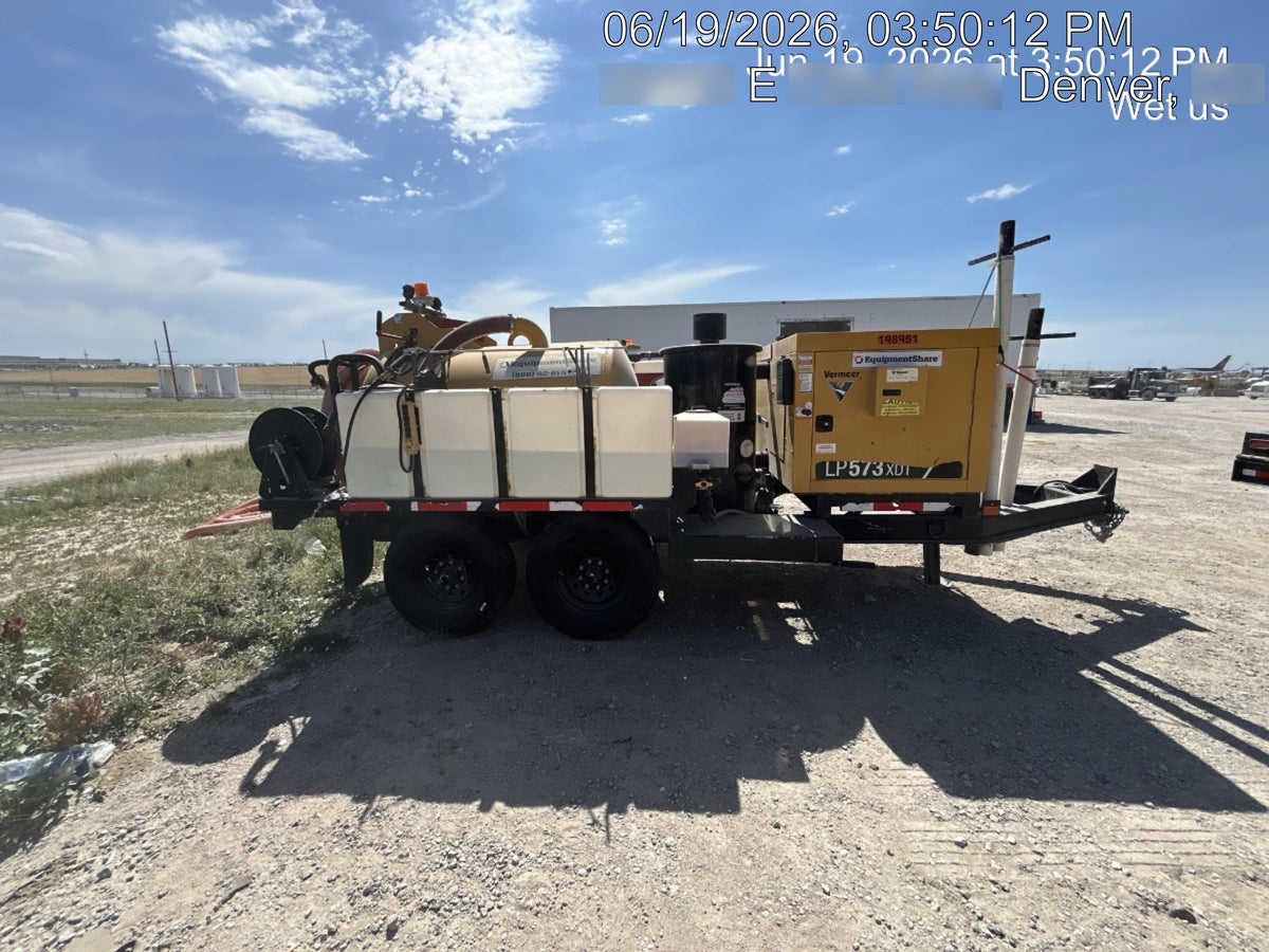 2022 VAC-TRON LP573XDT