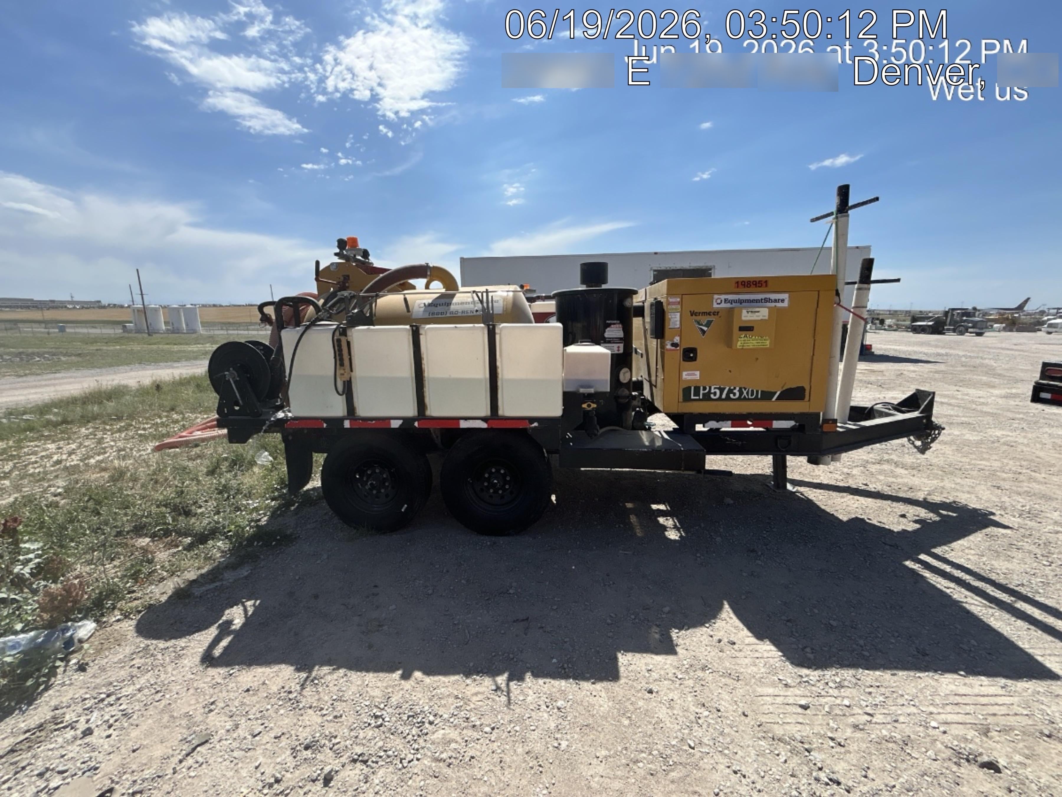 2022 VAC-TRON LP573XDT