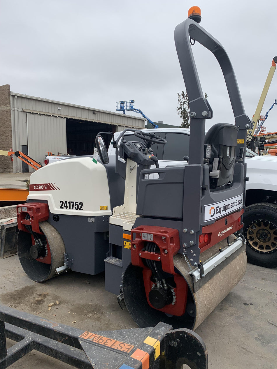 2022 DYNAPAC CC1200