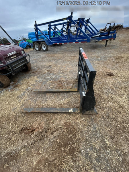 2025 ARROW MATERIAL HANDLING 48" Pallet Forks - Arrow