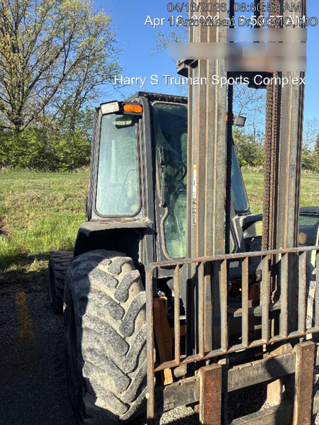 2020 CASE 586H
