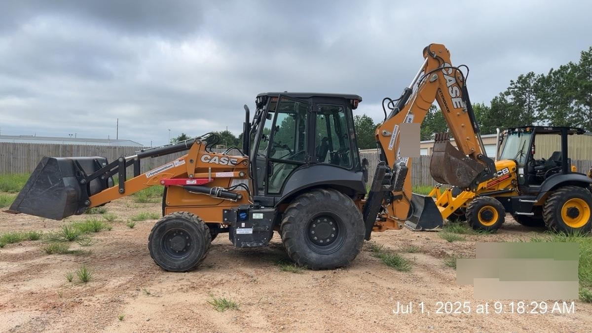 2023 CASE 580SV