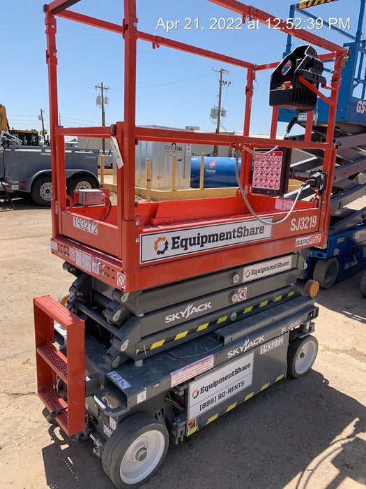 2021 SKYJACK SJ3219