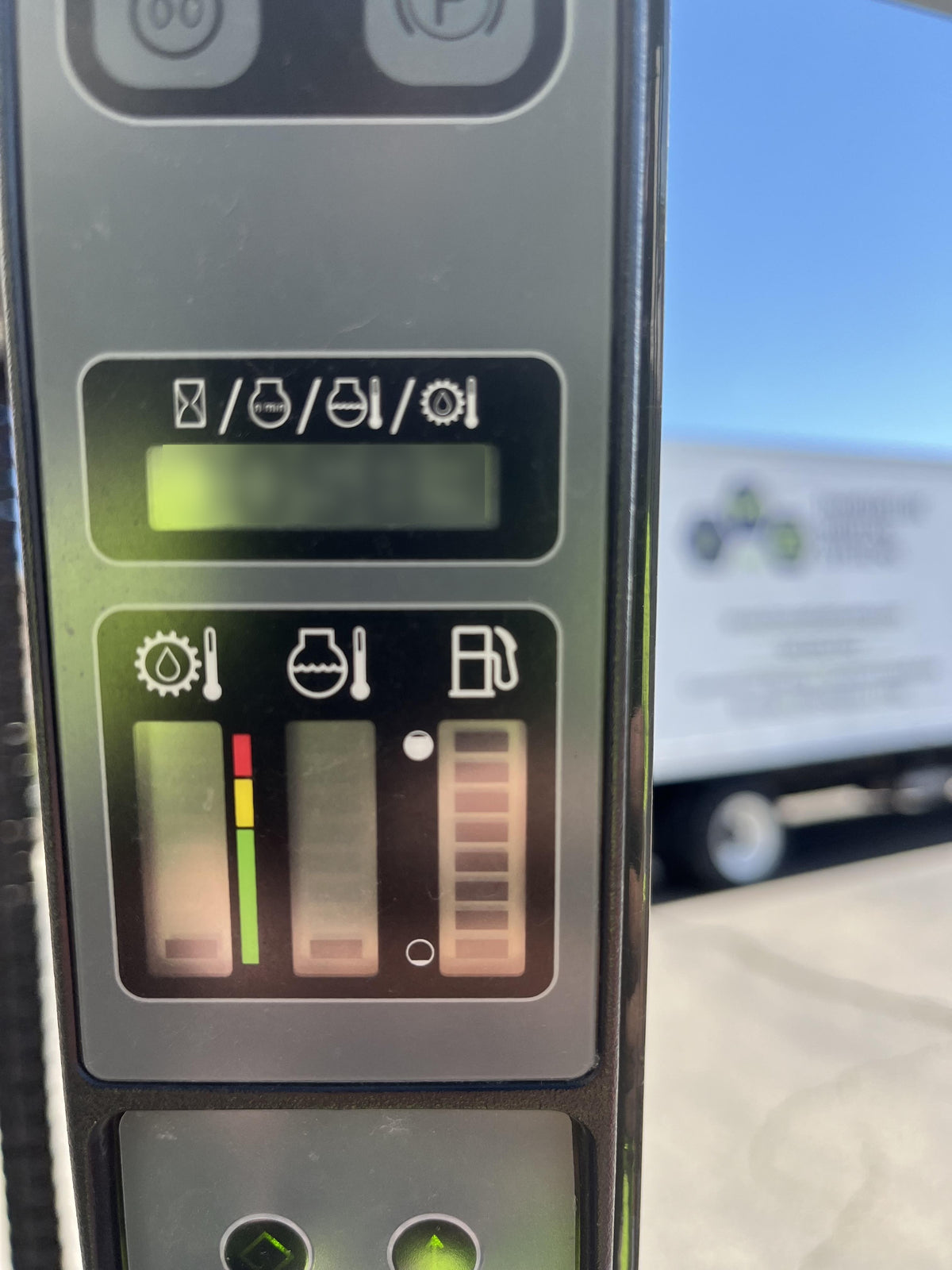 2023 CASE 588H