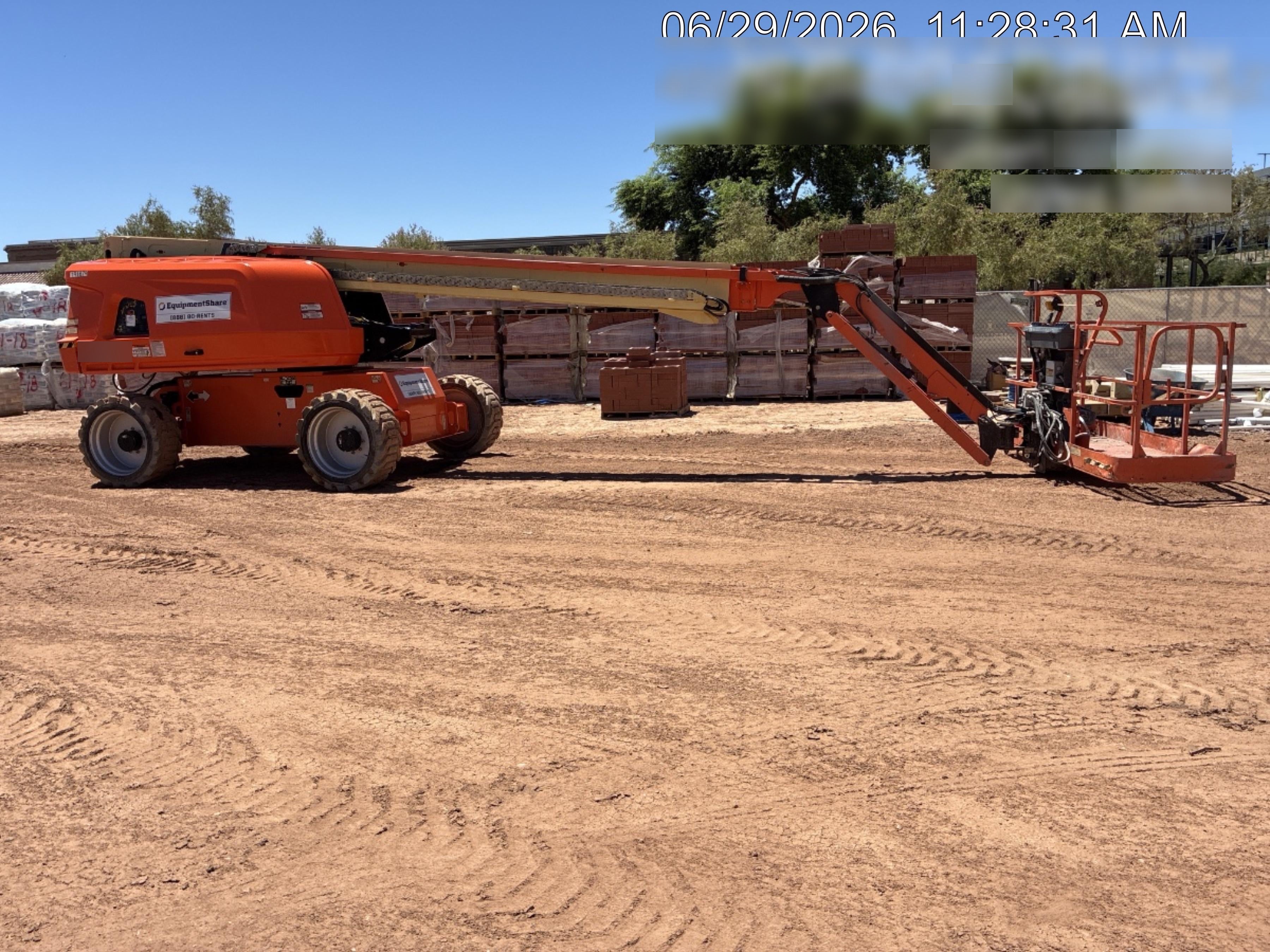 2021 JLG 660SJ