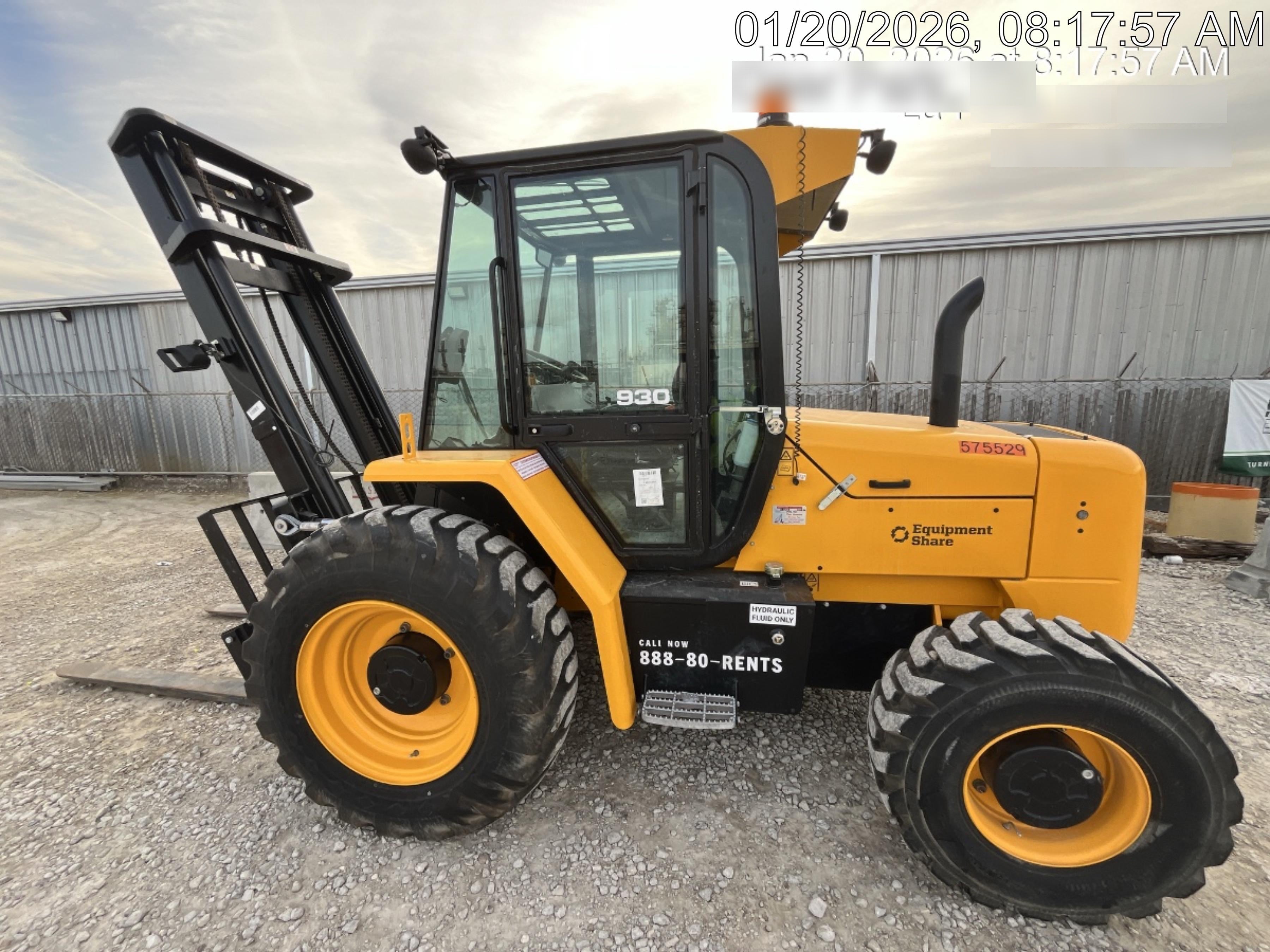 2025 JCB 930-4