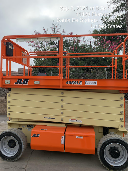 2021 JLG 4069LE
