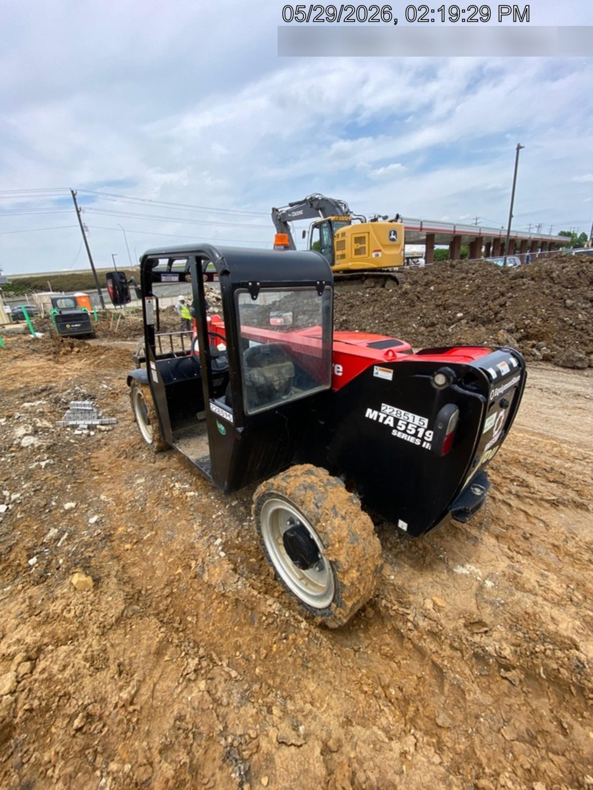 2022 MANITOU MTA5519
