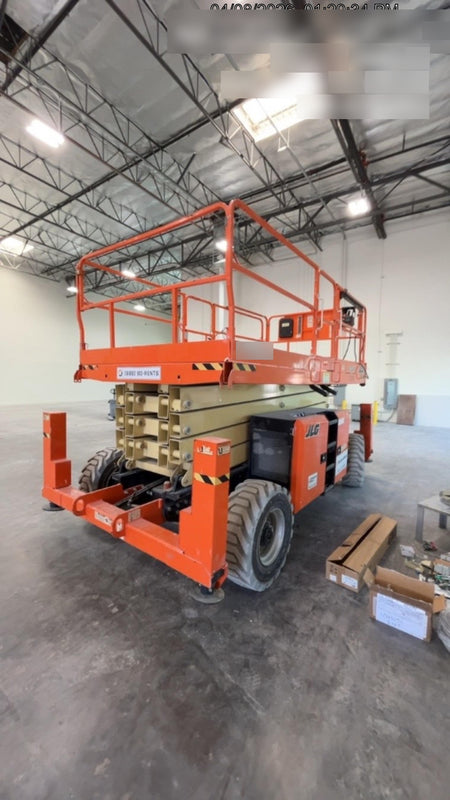 2020 JLG 430LRT