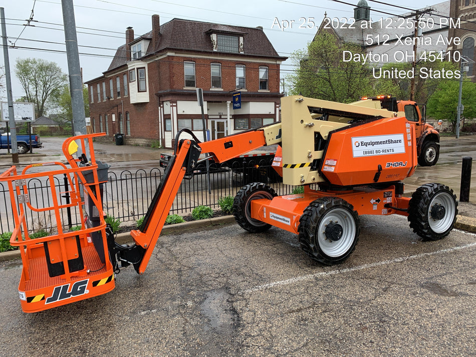 2022 JLG 340AJ
