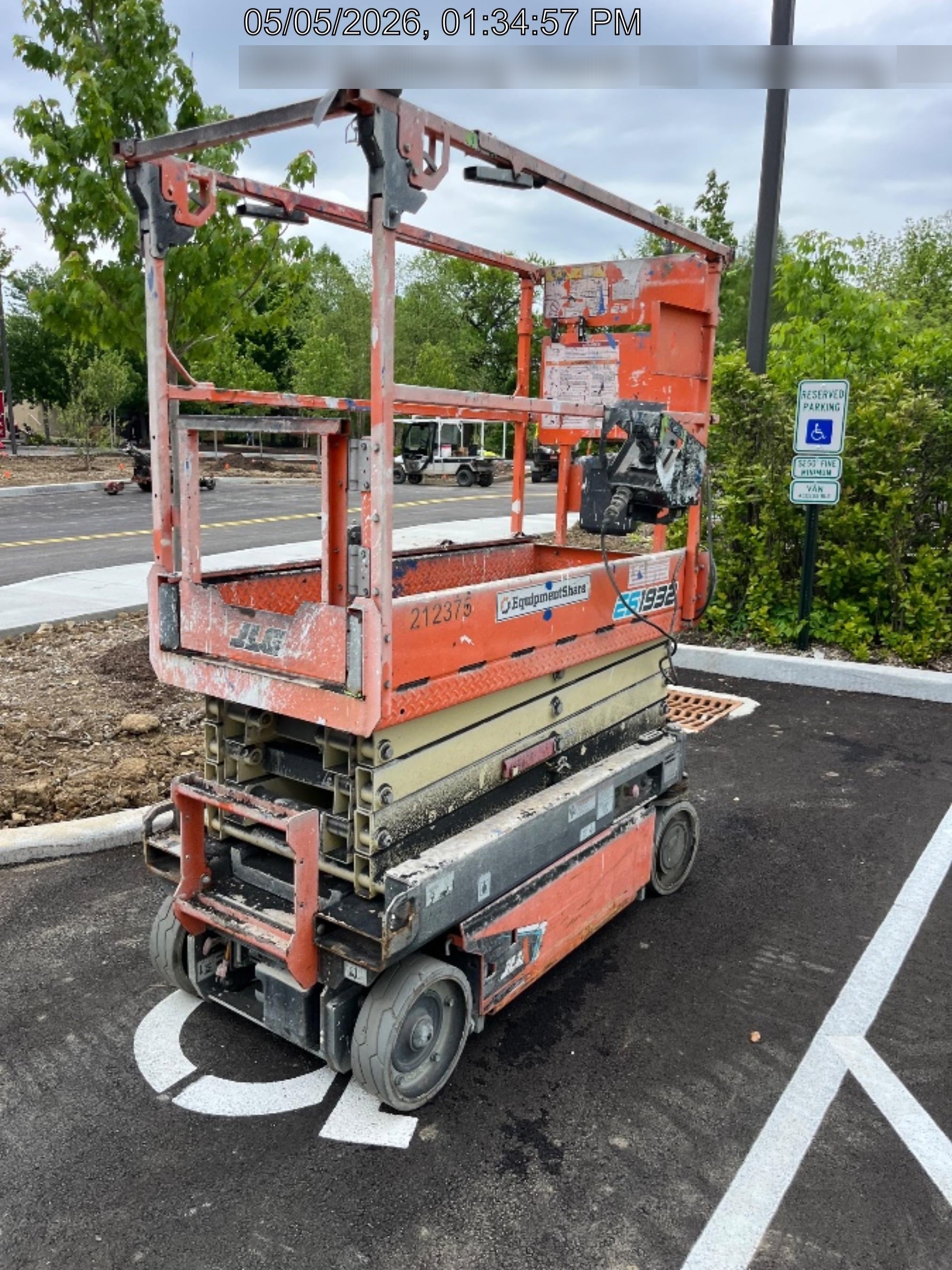 2022 JLG ES1932