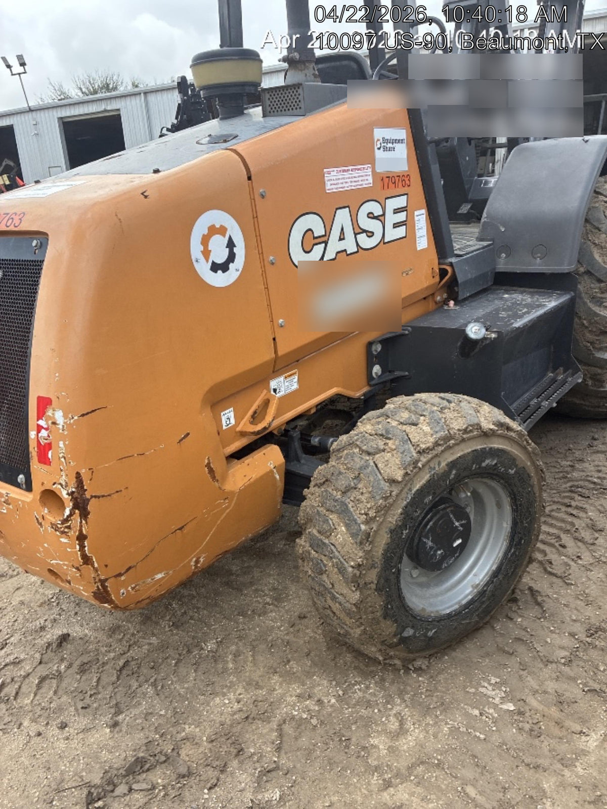 2021 CASE 588H