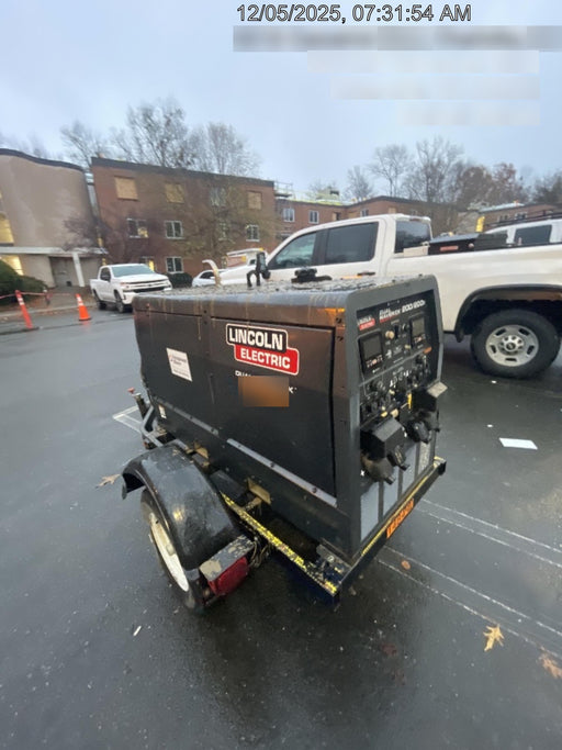 2021 Lincoln Electric Dual Maverick 200/200X Ready Pak 3 (includes trailer, cable rack, fender light kit)