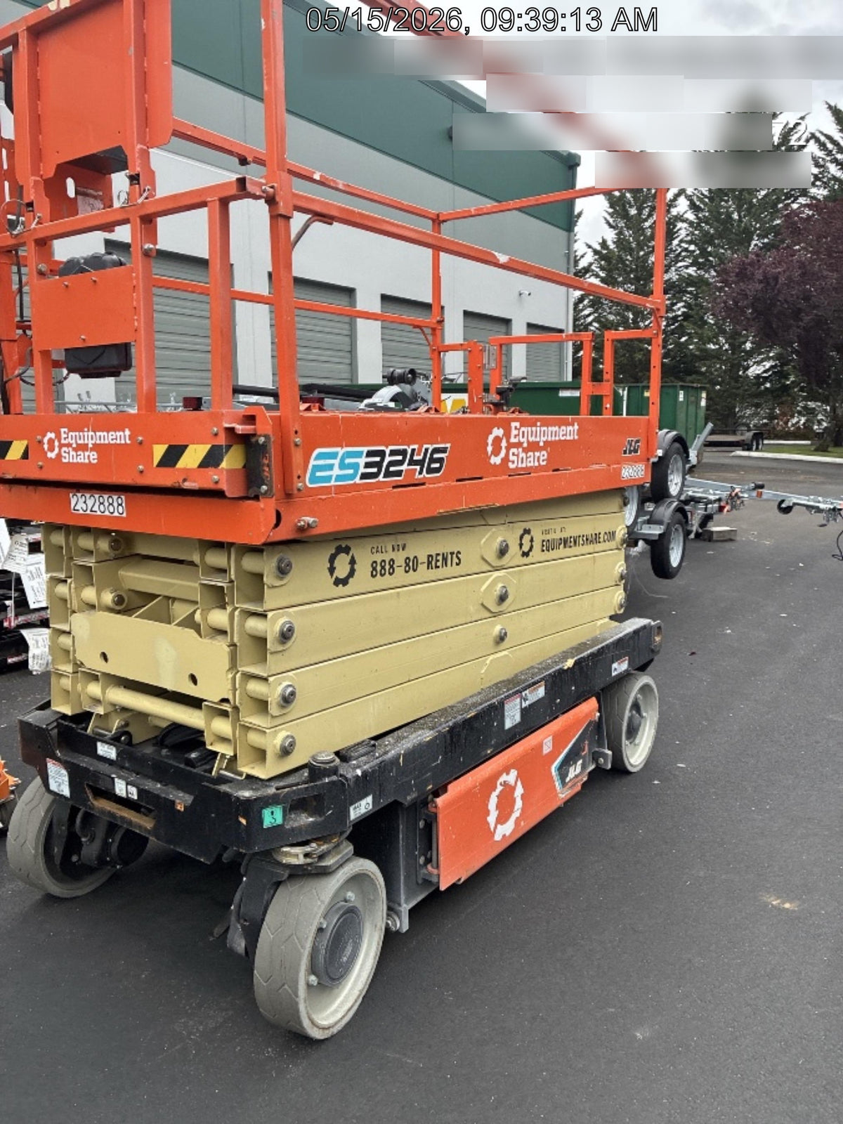 2022 JLG ES3246