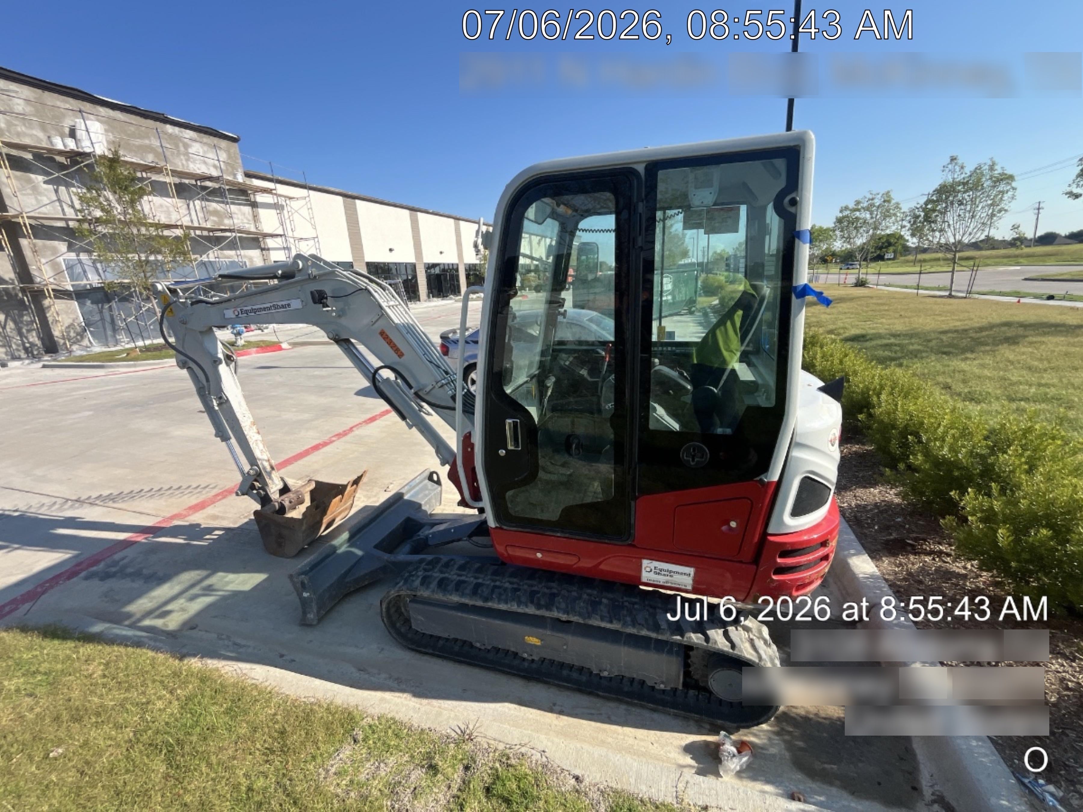 2024 TAKEUCHI TB235-2CR