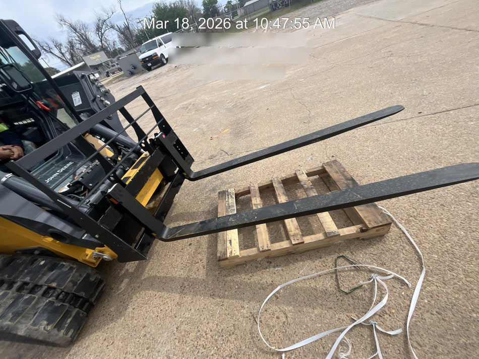 2026 ARROW MATERIAL HANDLING 72" Pallet Forks - Arrow