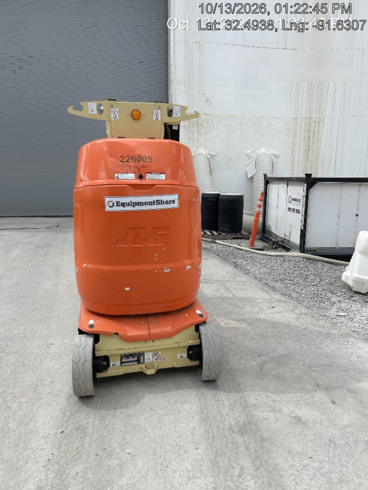 2022 JLG 26E