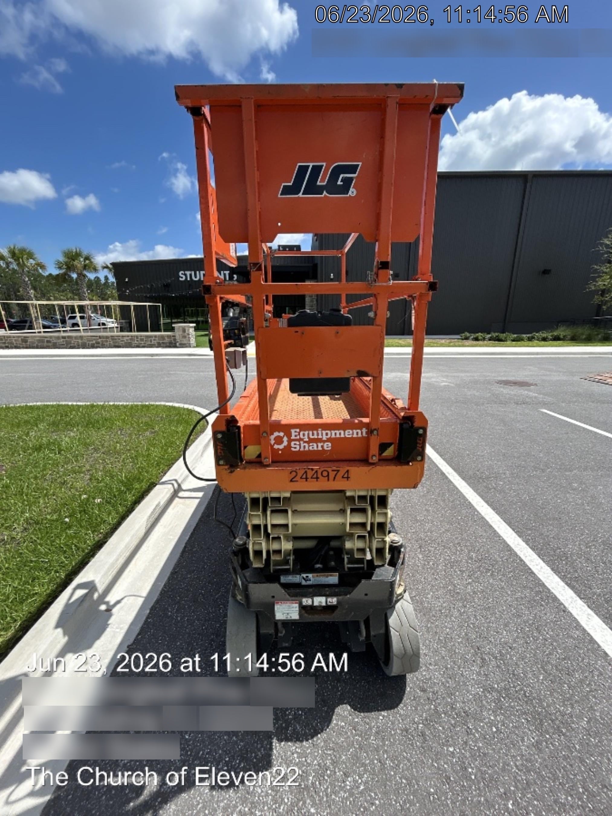 2022 JLG ES2632
