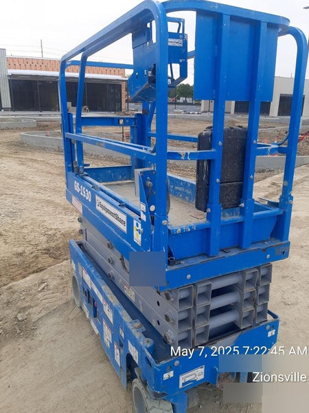 2020 Genie GS-1930 Solid Non Marking Tires, Beacon, Folding rails with half height swing gate