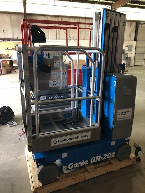 2020 GENIE GR-20