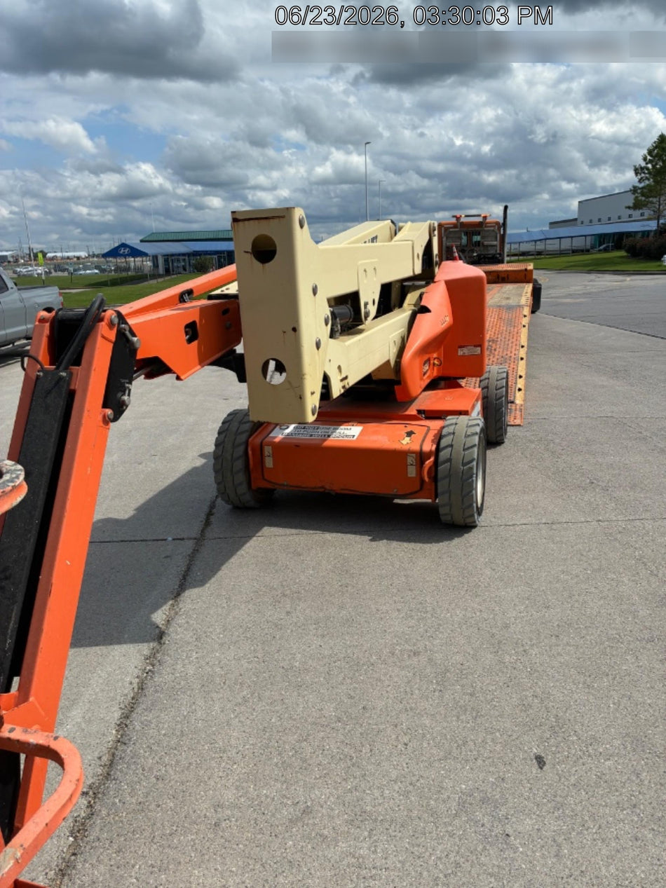 2019 JLG E450AJ