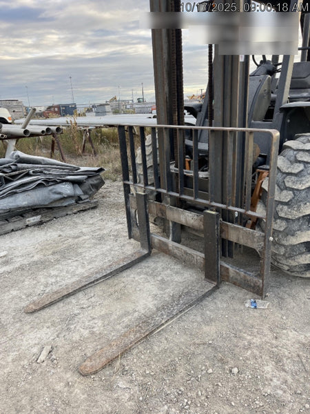 2021 CASE 586H