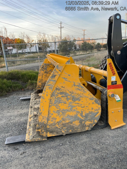 2025 JOHN DEERE 96" Loader Fork Carriage - John Deere