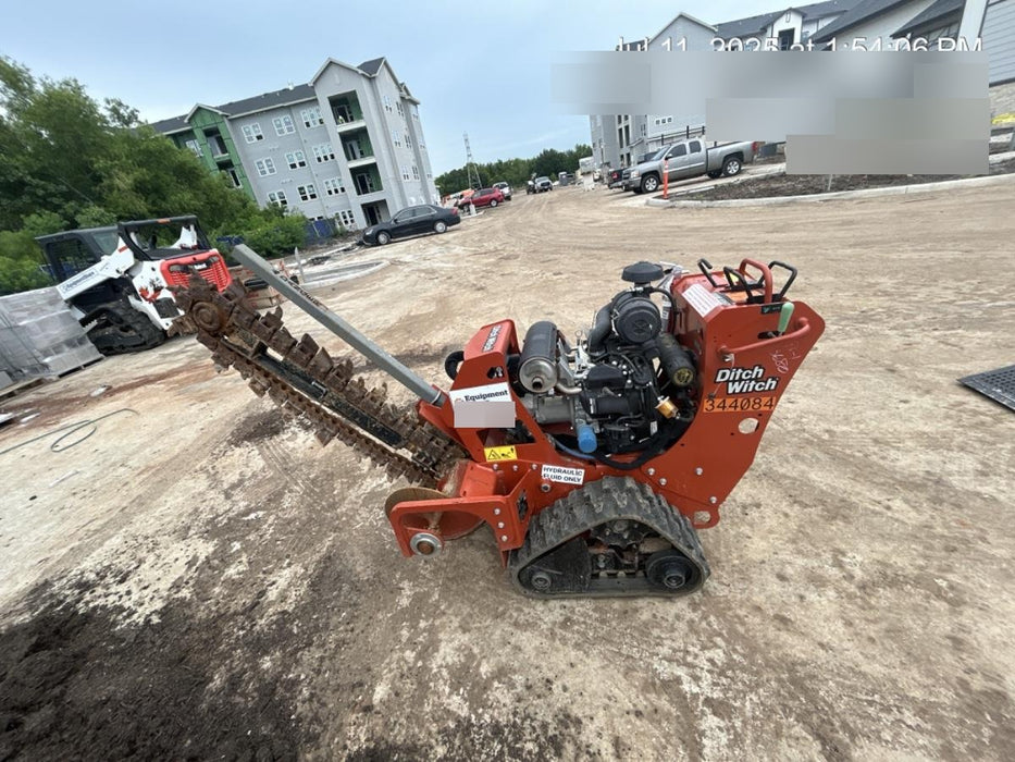 2023 DITCH WITCH C24XA