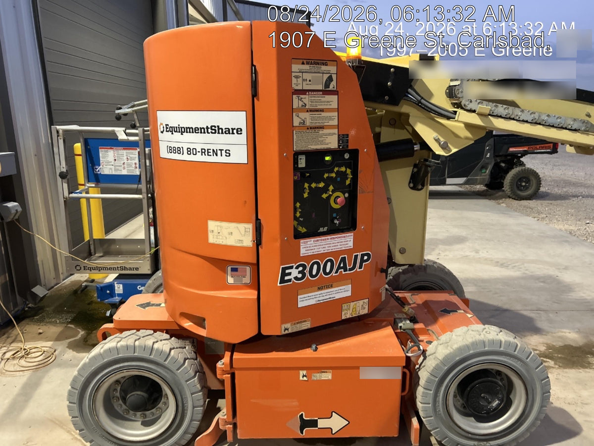2020 JLG E300AJP