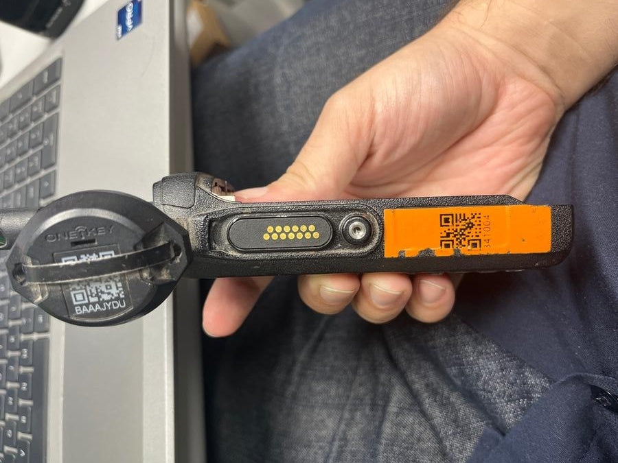 2023 MOTOROLA R7 DISPLAY