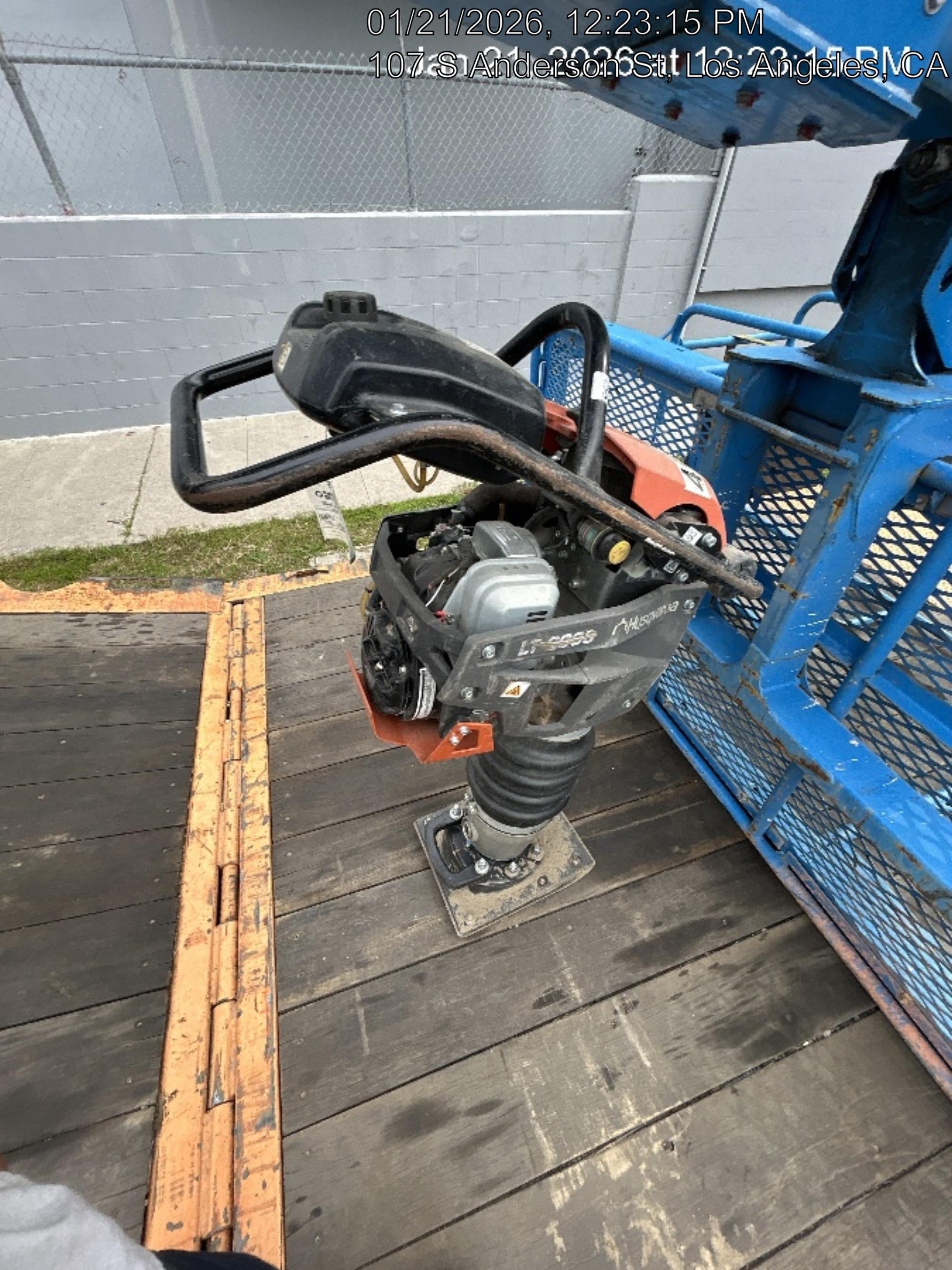 2024 HUSQVARNA LT6005