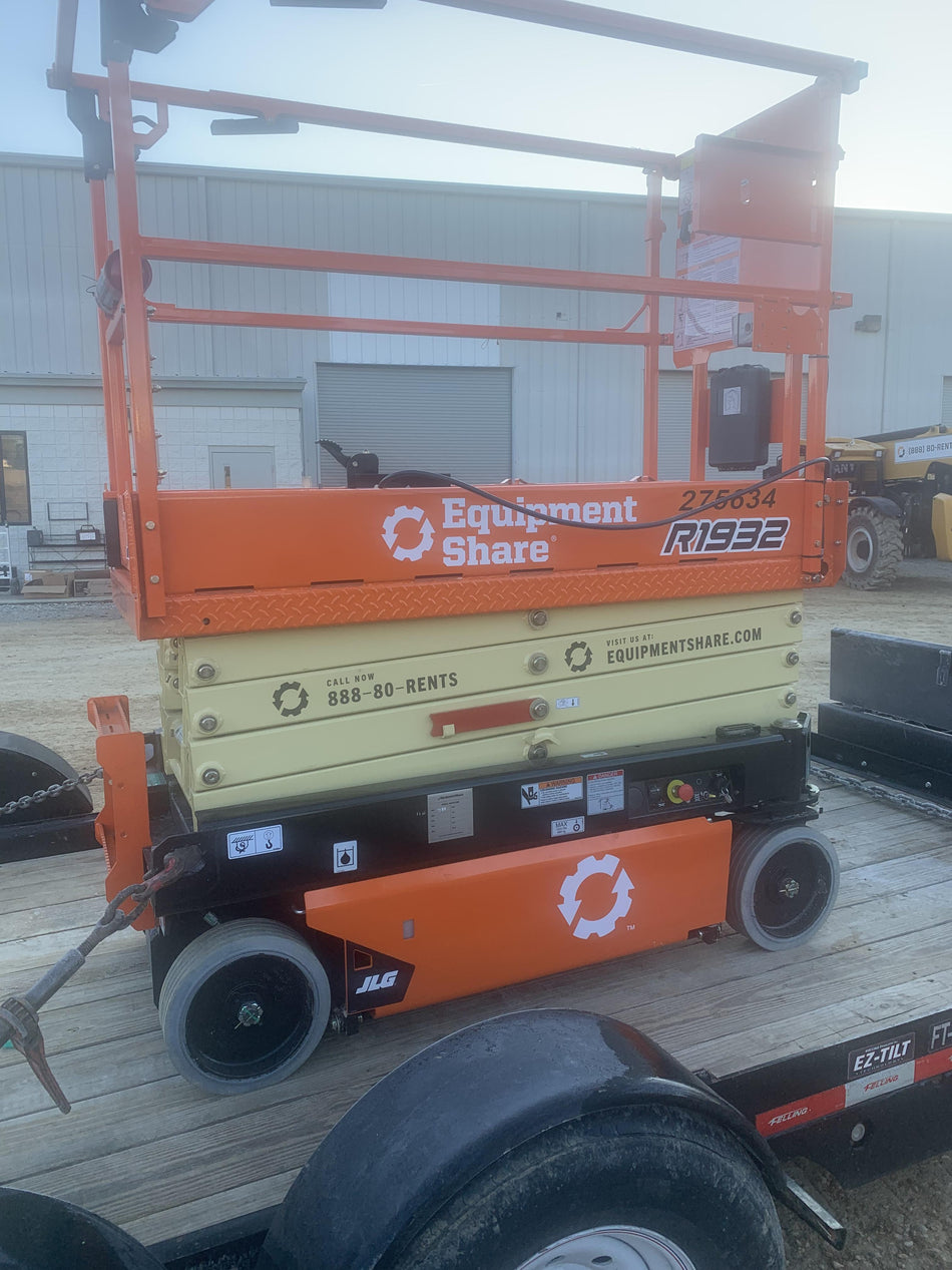 2022 JLG R1932