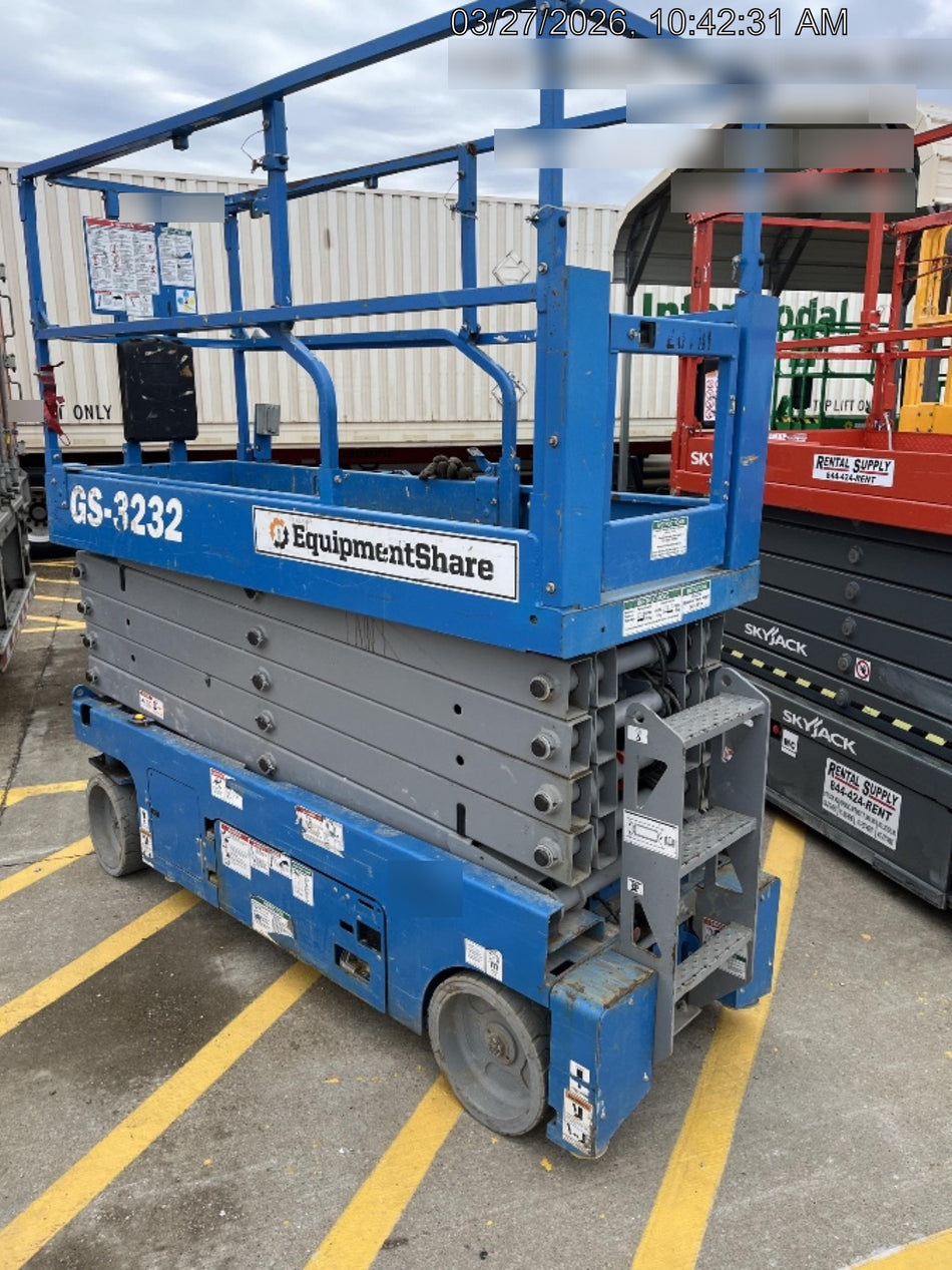 2018 GENIE GS-3232
