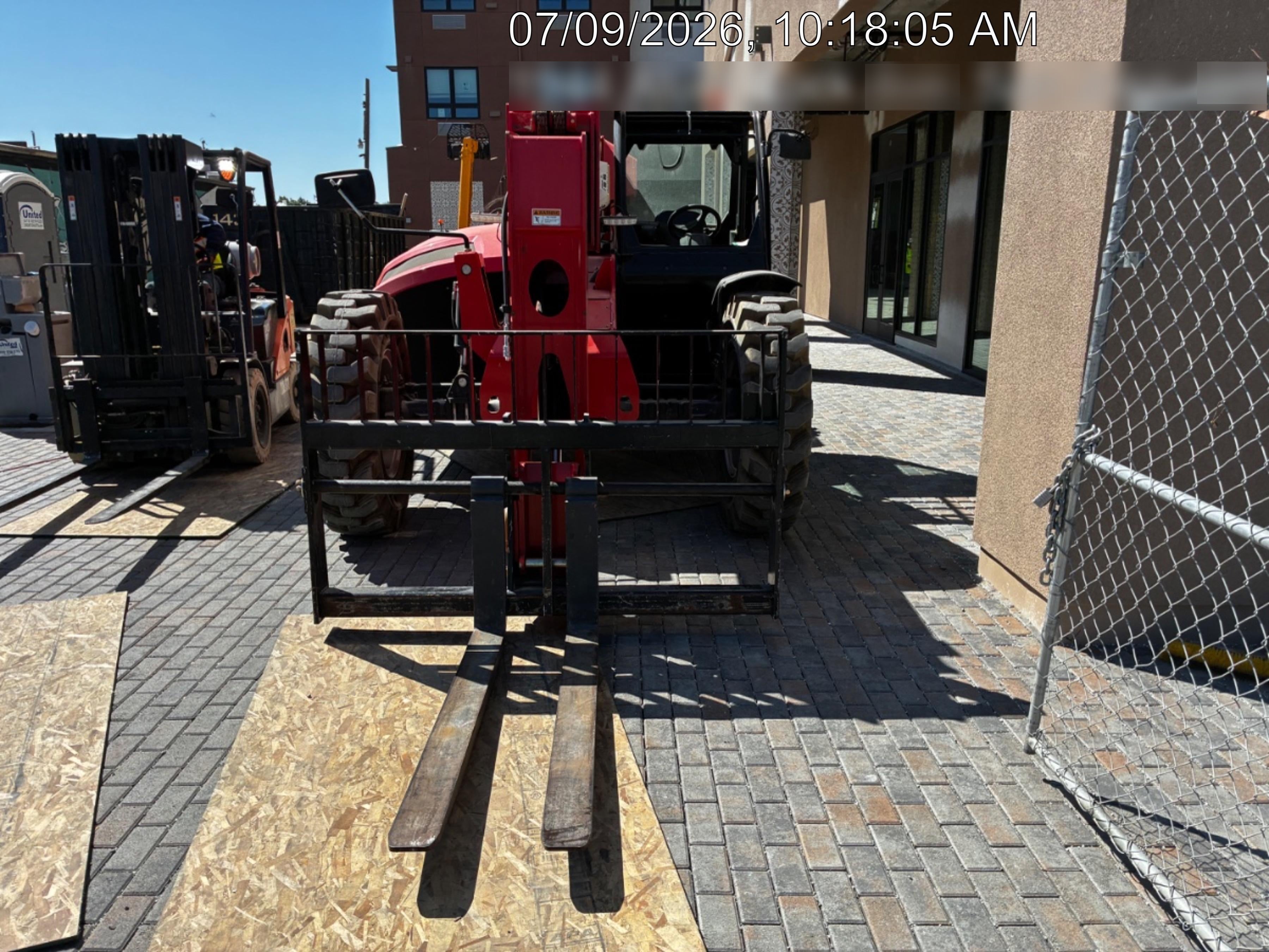 2024 MANITOU MTA842