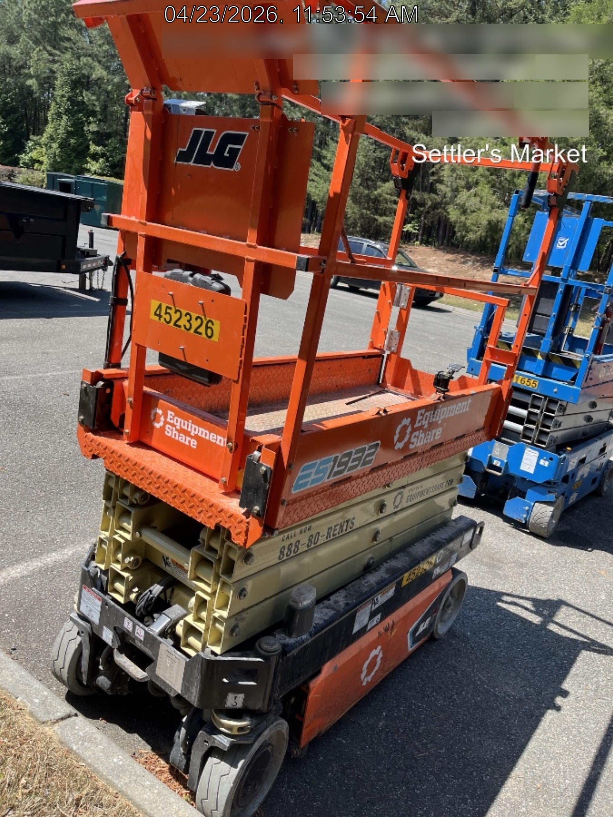 2024 JLG ES1932