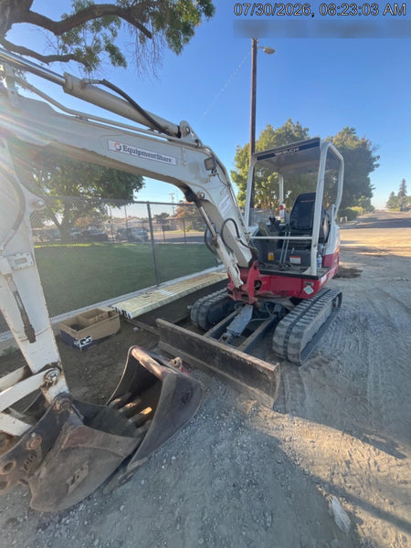 2021 TAKEUCHI TB235-2R