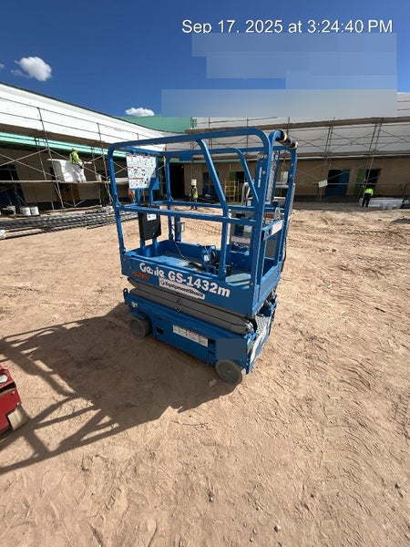 2023 GENIE GS-1432