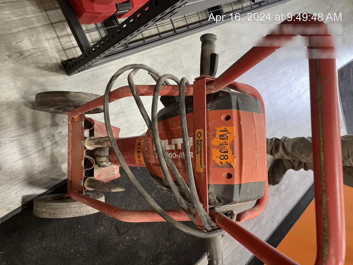 2020 HILTI TE 3000-AVR